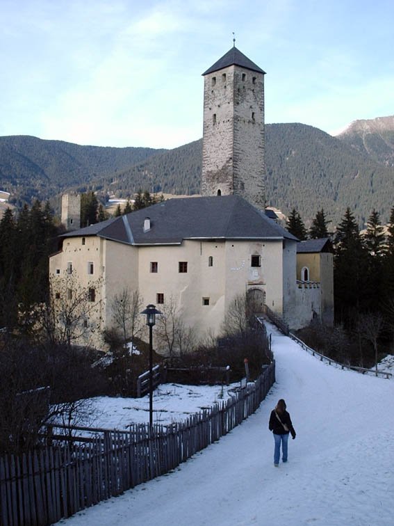 Castello di Monguelfo