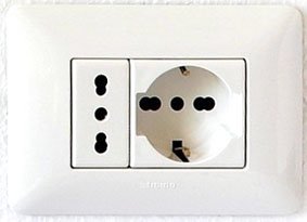 spina "tedesca", adattatore, presa multistandard